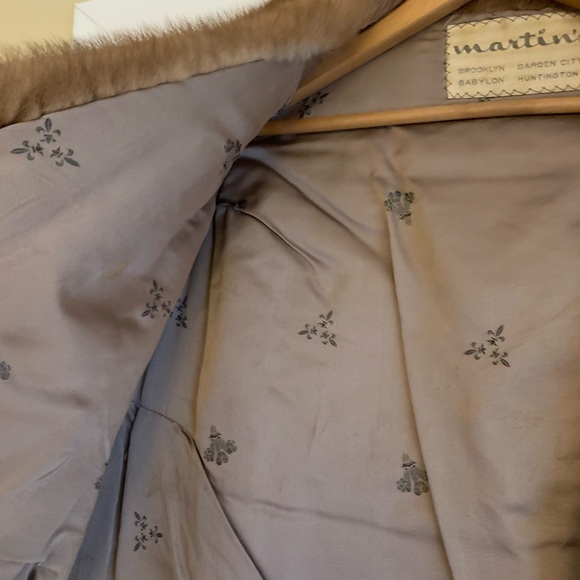 Vintage Fur Shawl - Picture 4 of 4